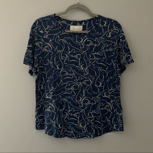 Women’s Anthropologie bunny blue patterned  weekend short sleeve tee M rabbit